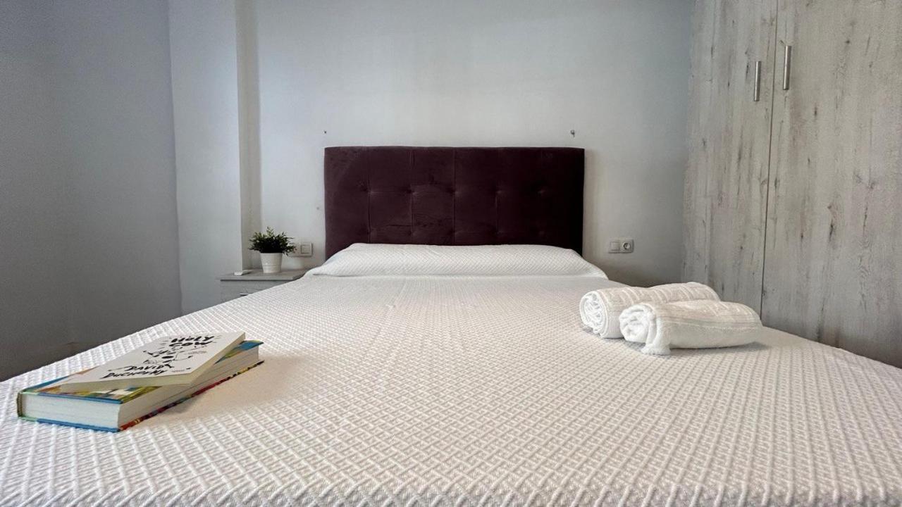Piso Compartido Delyrent Acosta Vandrarhem Jaén Exteriör bild