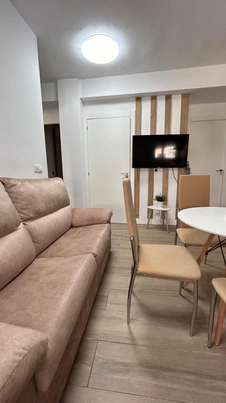 Piso Compartido Delyrent Acosta Vandrarhem Jaén Exteriör bild