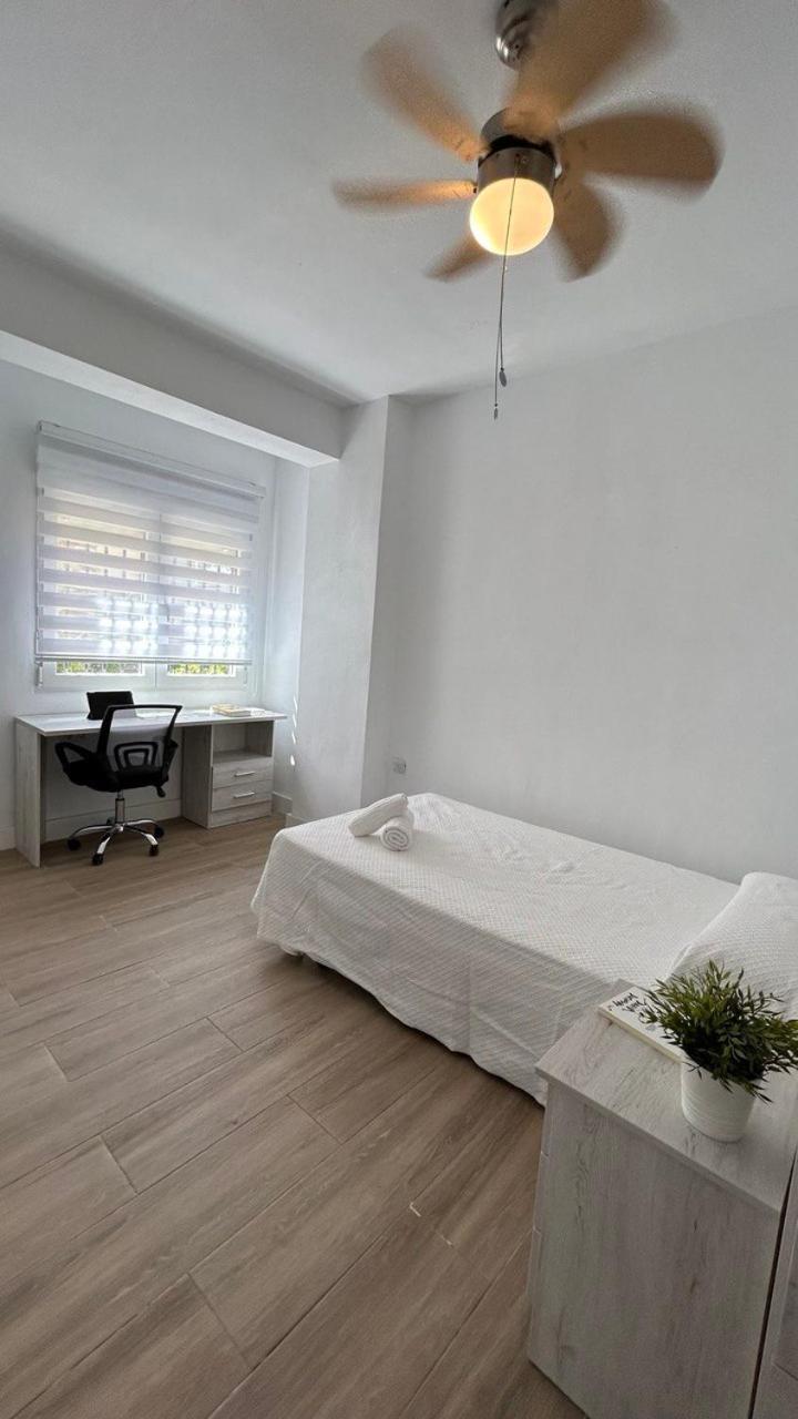 Piso Compartido Delyrent Acosta Vandrarhem Jaén Exteriör bild