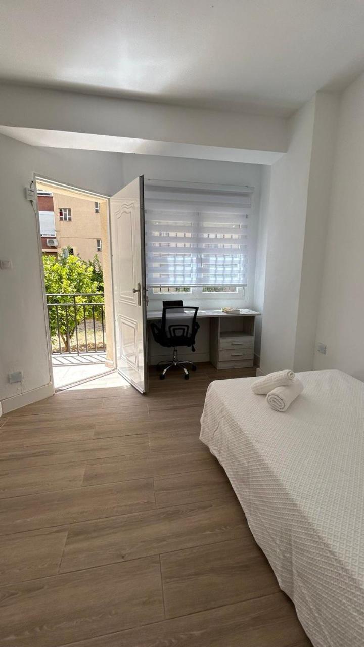 Piso Compartido Delyrent Acosta Vandrarhem Jaén Exteriör bild