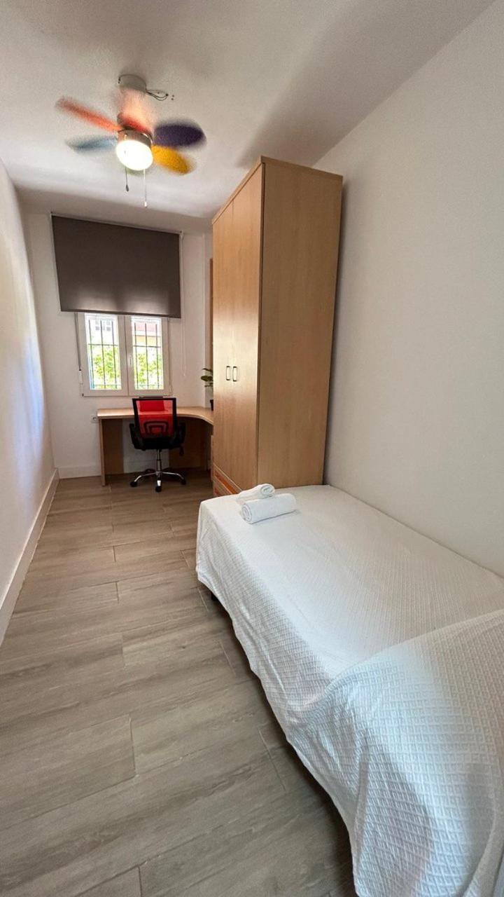 Piso Compartido Delyrent Acosta Vandrarhem Jaén Exteriör bild