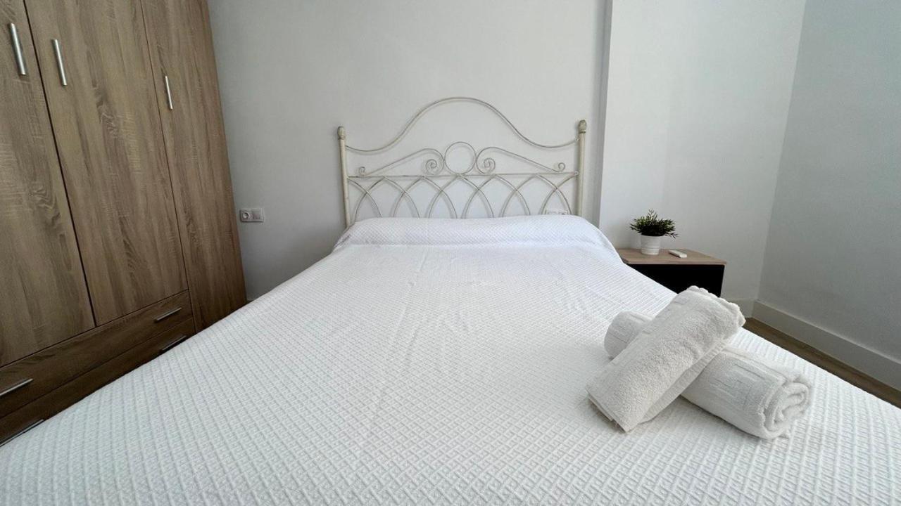 Piso Compartido Delyrent Acosta Vandrarhem Jaén Exteriör bild